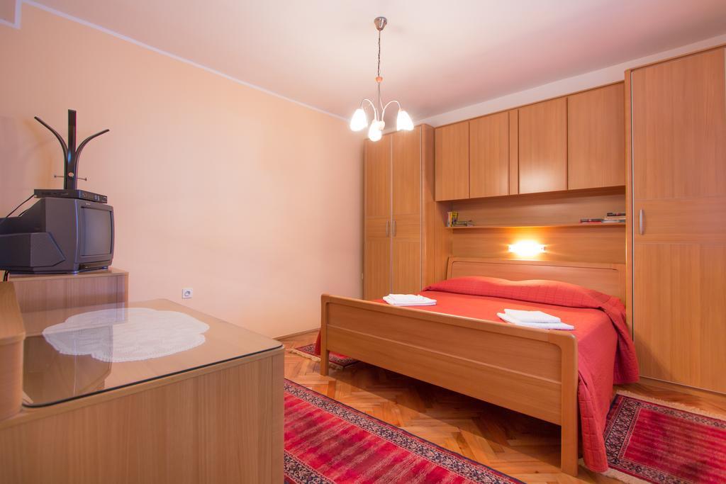 Apartments Silvia Poreč Eksteriør billede