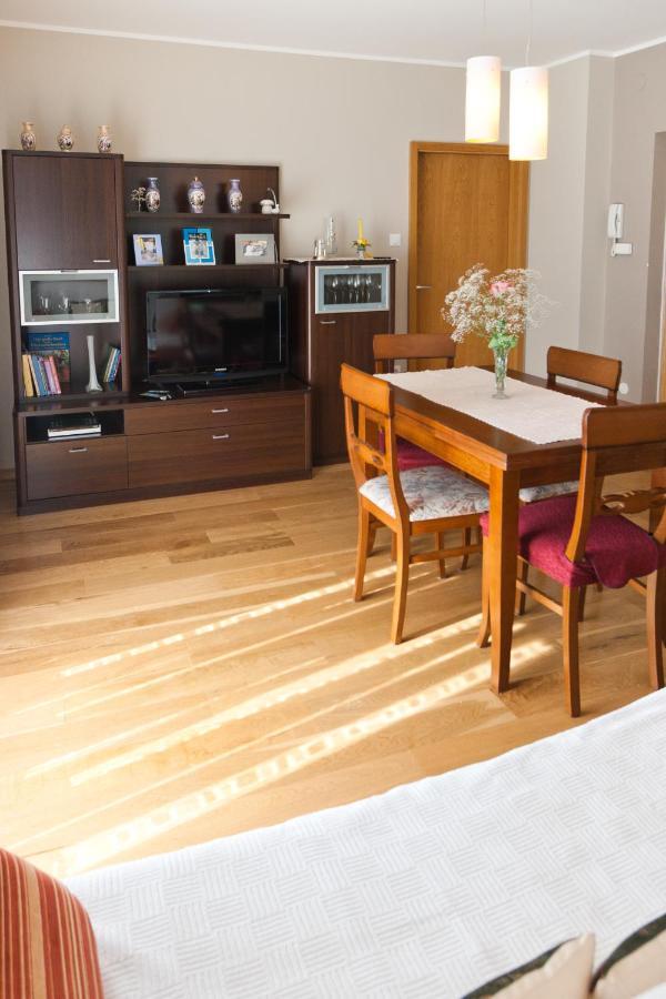Apartments Silvia Poreč Eksteriør billede